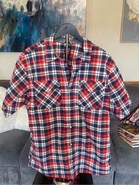 Men's Red, Navy & White Plaid Short-Sleeve Button-Down Shirt